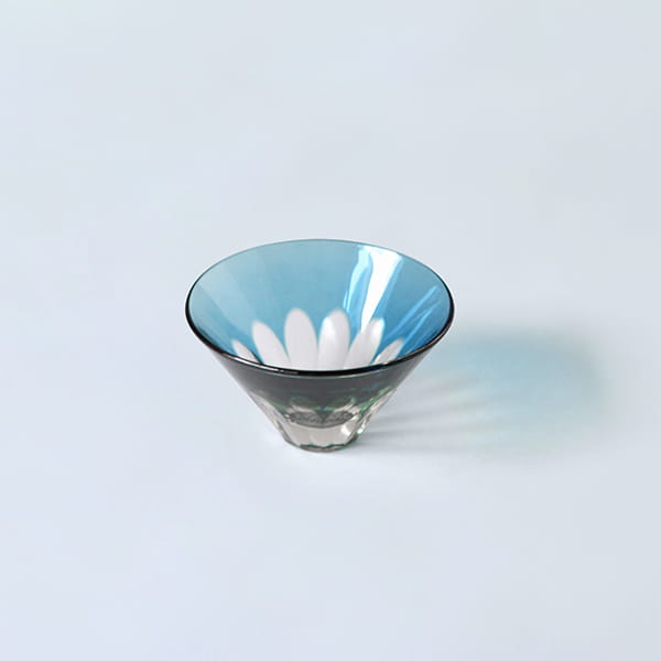 中金硝子 / ぐい呑み 逆さ富士(金空)化粧箱入り | カタログギフト 中金硝子 / ぐい呑み 逆さ富士(金空)化粧箱入り | カタログギフト